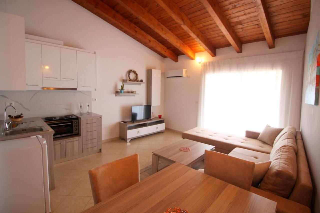 Atlantis Apartments Саранде Екстериор снимка