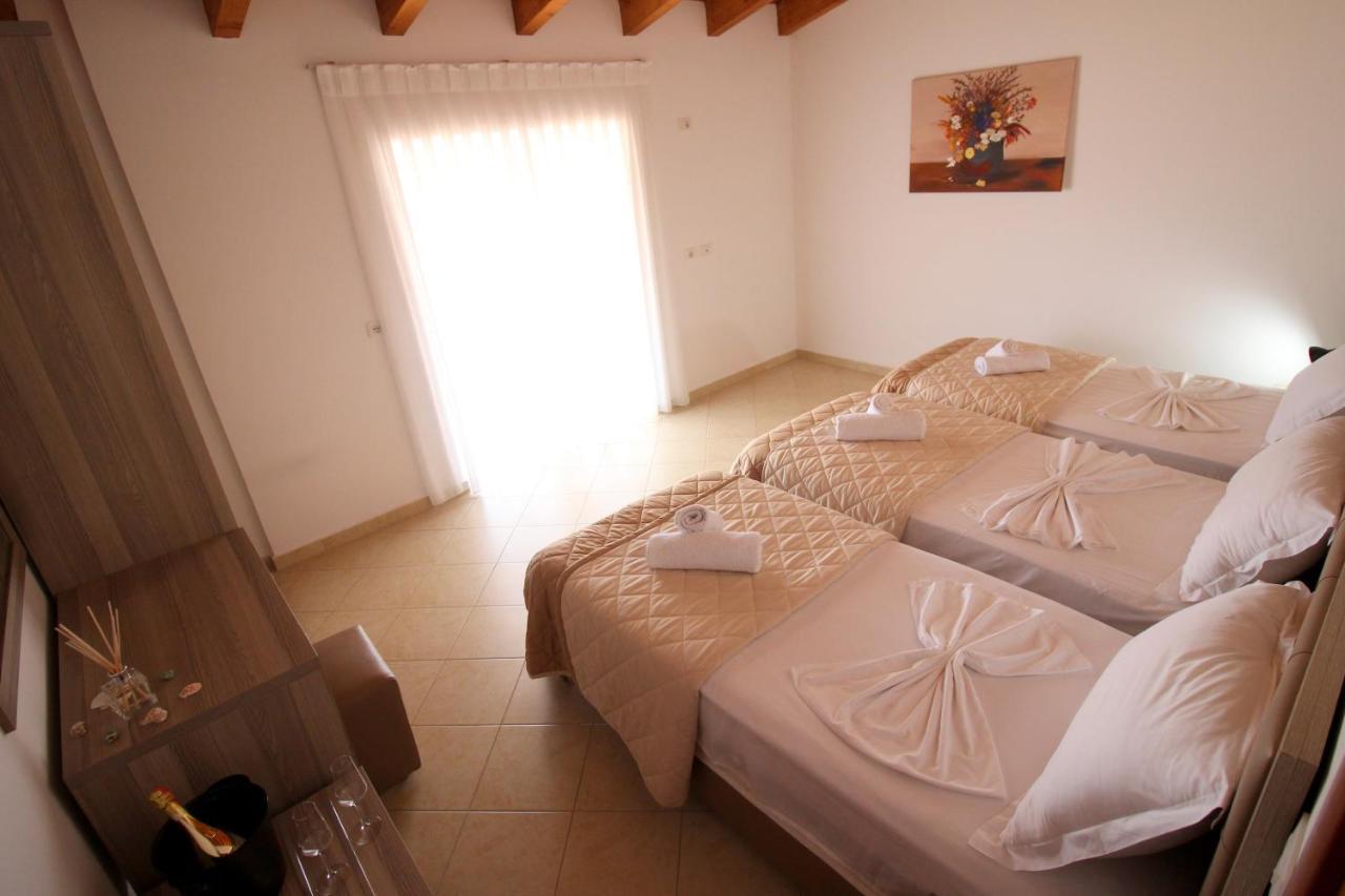 Atlantis Apartments Саранде Екстериор снимка