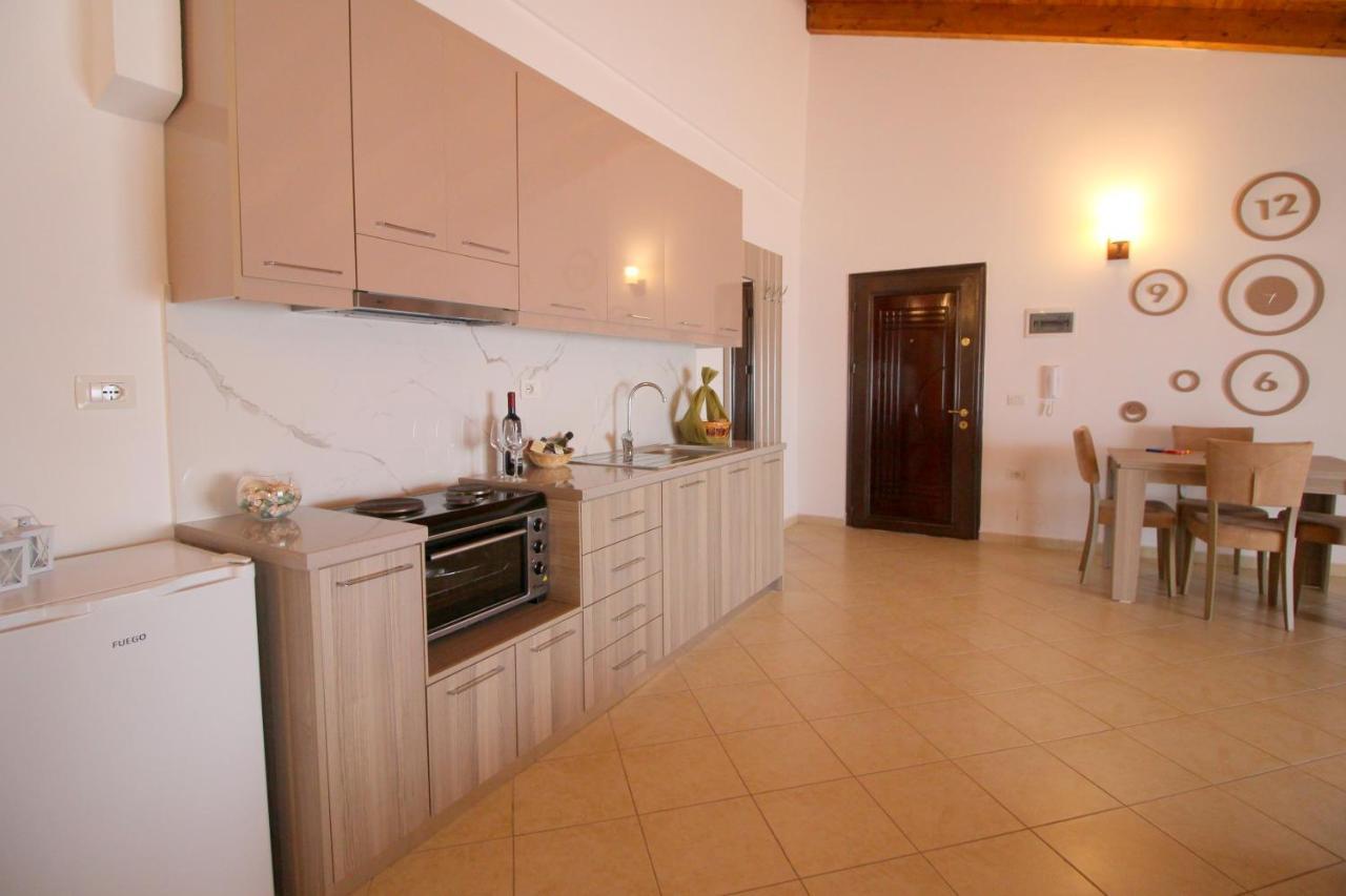 Atlantis Apartments Саранде Екстериор снимка