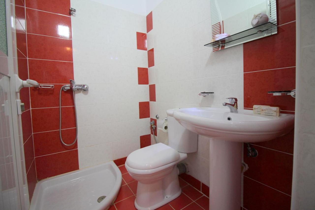 Atlantis Apartments Саранде Екстериор снимка